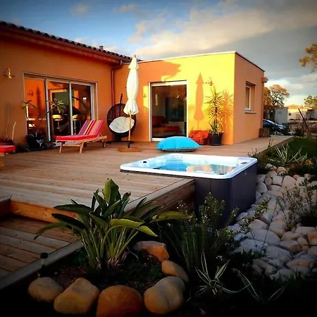 New With Jacuzzi, Near St Cyprien