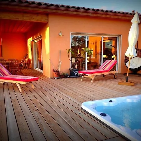 New With Jacuzzi, Near St Cyprien Villa