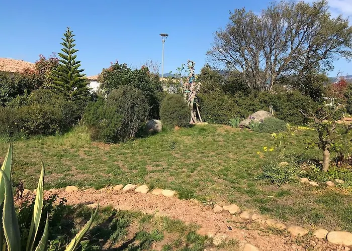 New With Jacuzzi, Near St Cyprien