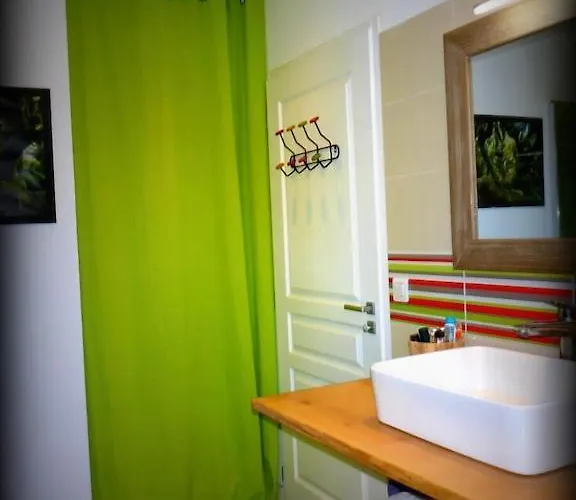 New With Jacuzzi, Near St Cyprien * Lecci